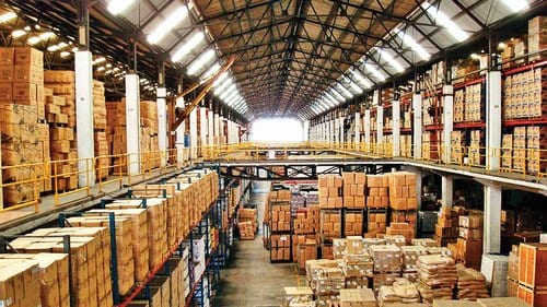 Decentralized warehousing Services